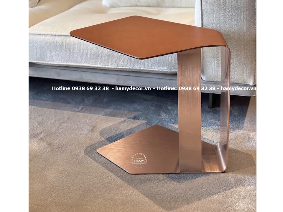 Bàn phụ sofa inox màu đồng hồng xước dạng chân chữ C